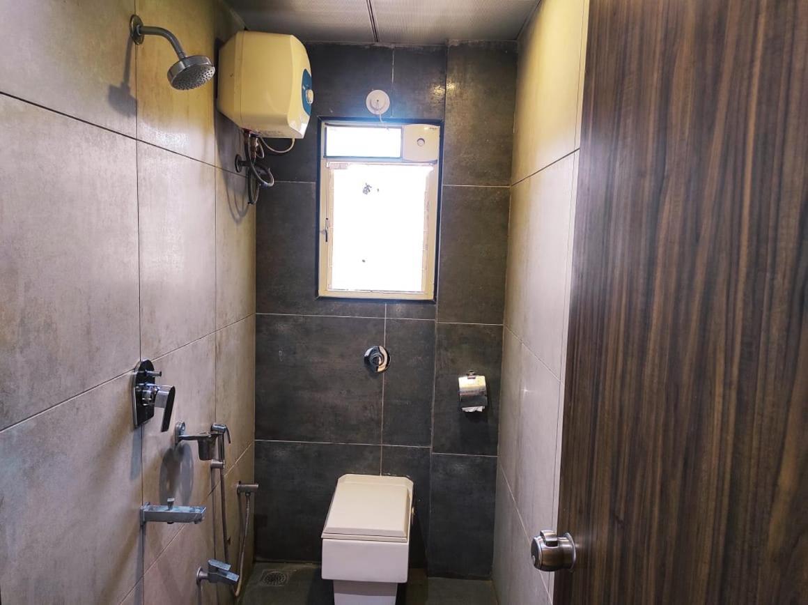 Hotel Manasi Inn Satara Exteriér fotografie